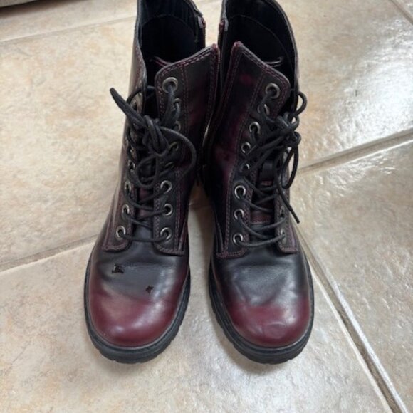 Women's UnR8ed Boots - Picture 1 of 2